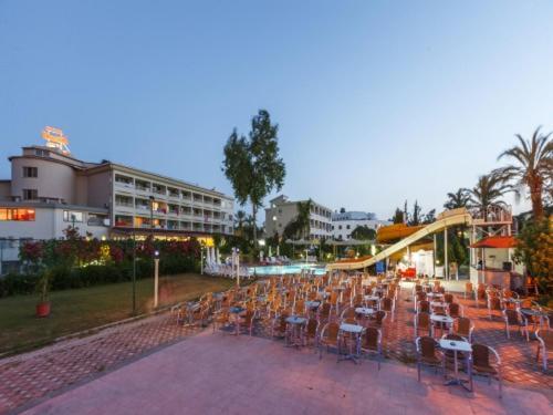 Venus Bieno Hotel Side Exterior photo