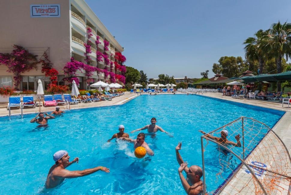 Venus Bieno Hotel Side Exterior photo